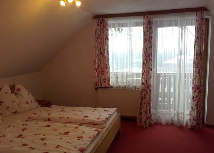 بيت ضيافة Rainzhof آيش